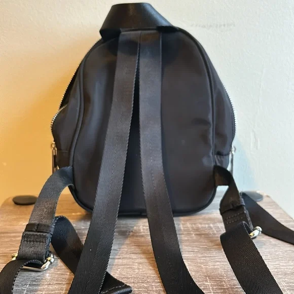 COPY - Mini Backpack Forever 21 - Picture 3 of 3